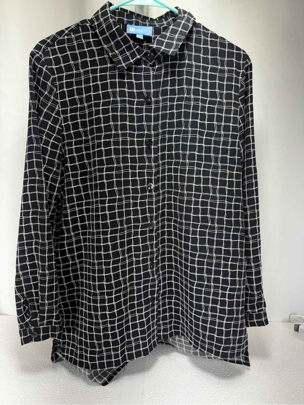 Koret Black Button-Up Blouse with White Windowpane Grid 4621